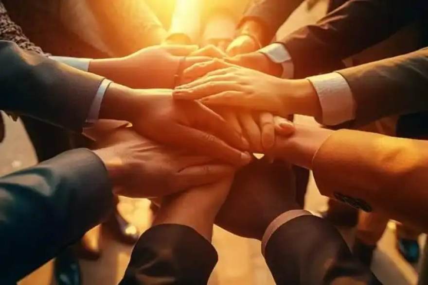 说球帝球队百科与球员百科资料页示意图